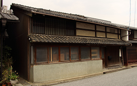 旧尾賀邸